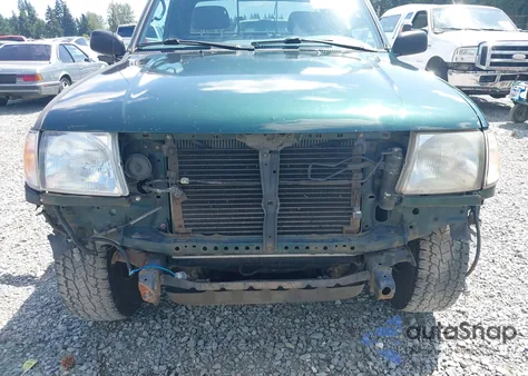1999 Toyota Tacoma из США, поврежденный, VIN 4TAWM72N4XZ426680